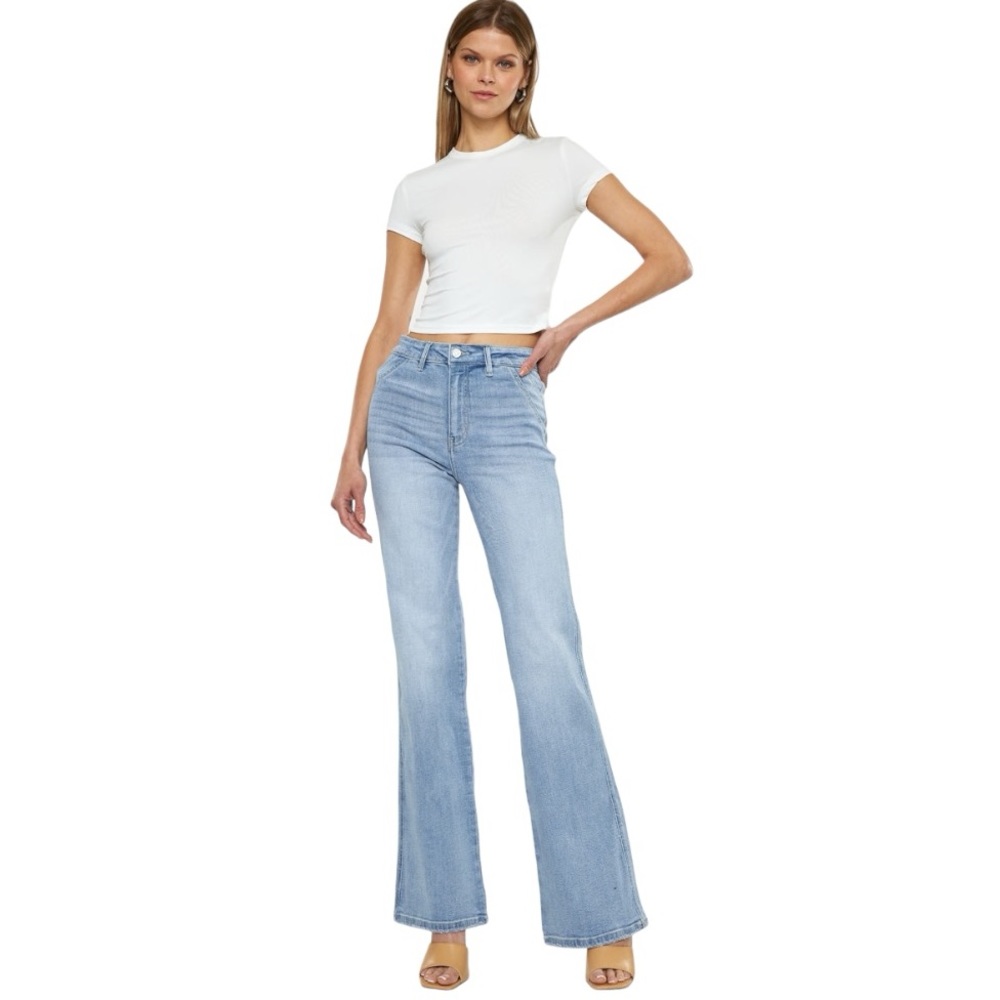 NWT KanCan Ultra High Rise Flare Jeans 7/27 34” inseam